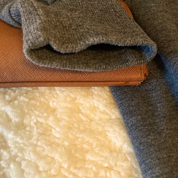 Mickey Mouse ‘The Original’ Disney Sweatshirt SZ-S - Picture 4 of 7